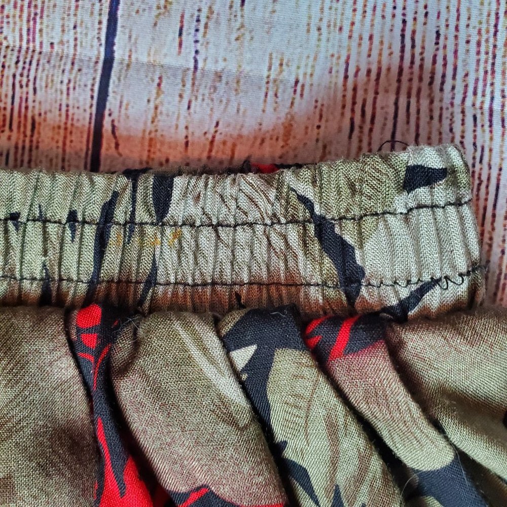 Vintage Floral Midi Skirt - Picture 9 of 10